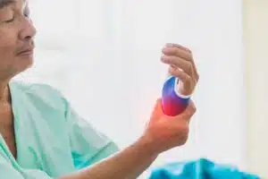 שיטות מתקדמות להקלה על כאבי מפרקים בלי ניתוח או תרופות